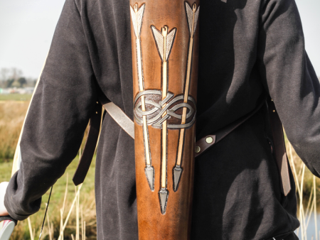 BACK QUIVER WITH ARROWS CARVED Online Sale