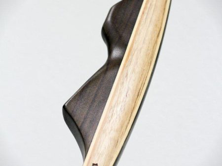 THE VERTEX BOW R-D 68  ROSEWOOD AND BLACK BAMBOO-GLASS 44 LBS @ 28 INCH RH Supply