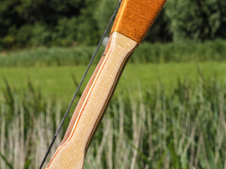 MAGYAR SF, SPALTED YEW GLASS AND SUPERCORE, HORSEBOW 18 LBS @ 28 INCH Supply